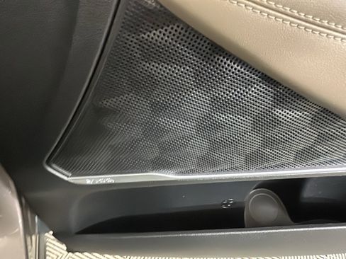 Used 2019 Hyundai Santa Fe Limited AWD/4WD image 29