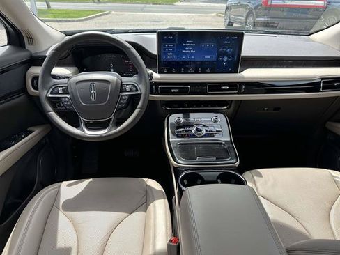 Used 2022 Lincoln Nautilus Reserve AWD/4WD image 33