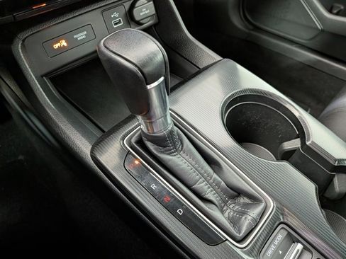 Used 2023 Honda Civic Sport image 17