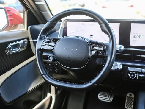 Certified 2023 Hyundai Ioniq 6 Limited RWD image 17