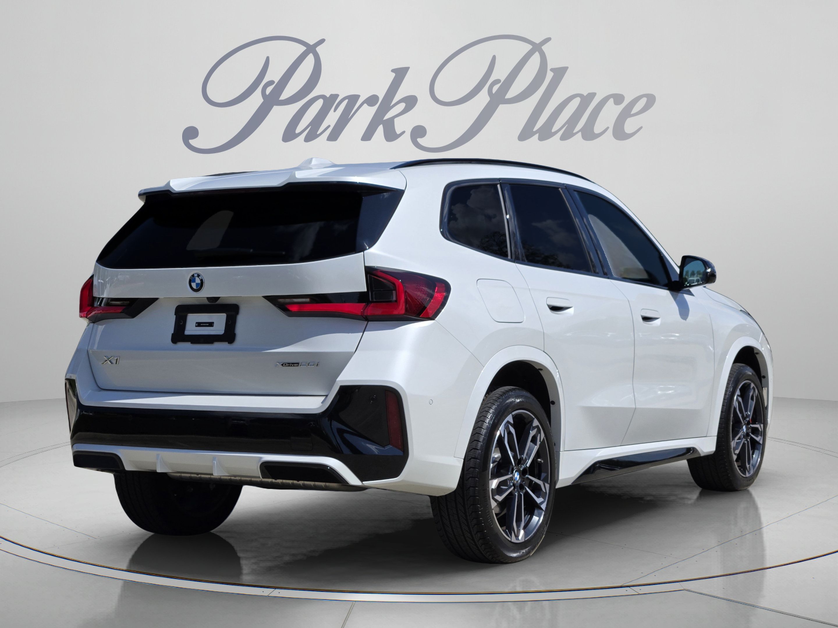 Used 2025 BMW X1 xDrive28i w/ Premium Package AWD/4WD image 6