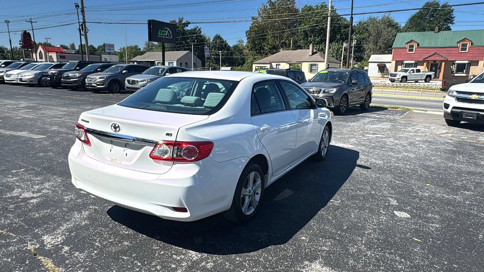 Used 2013 Toyota Corolla LE FWD image 7
