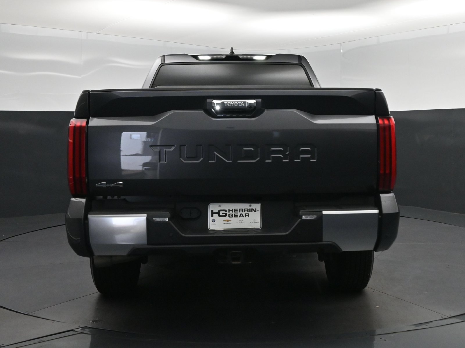 Used 2026 Toyota Tundra Limited w/ Power Package AWD/4WD image 6