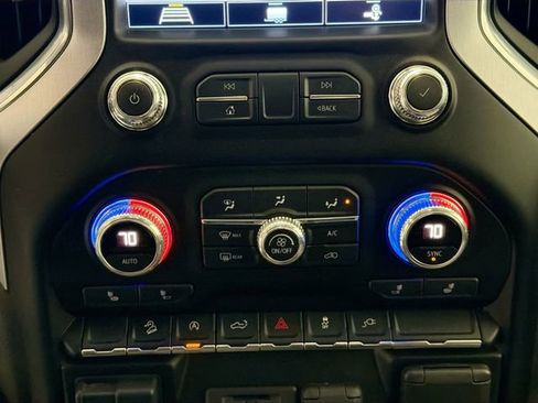 Used 2020 GMC Sierra 1500 SLE w/ SLE Value Package image 15