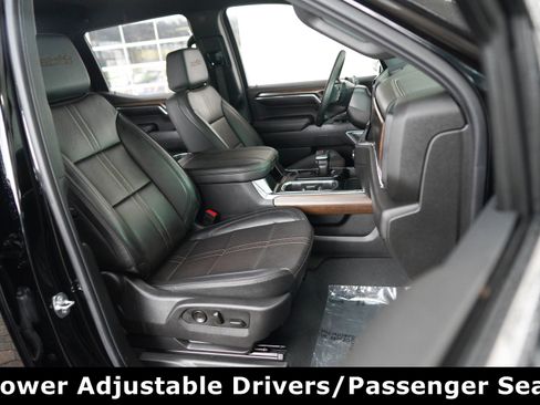 Used 2024 Chevrolet Silverado 1500 High Country w/ Technology Package image 27