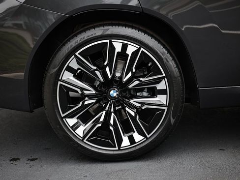 Used 2025 BMW X3 xDrive30i w/ M Sport Package image 6