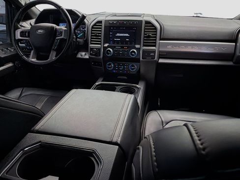 Used 2019 Ford F250 Platinum image 12