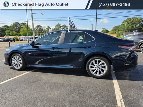 Used 2021 Toyota Camry LE FWD image 6