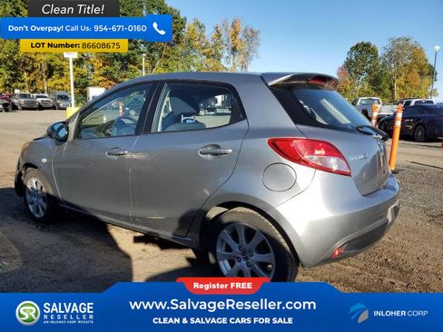 Used 2013 MAZDA MAZDA2 Touring image 3
