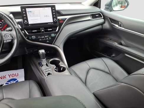 Used 2024 Toyota Camry XSE image 8