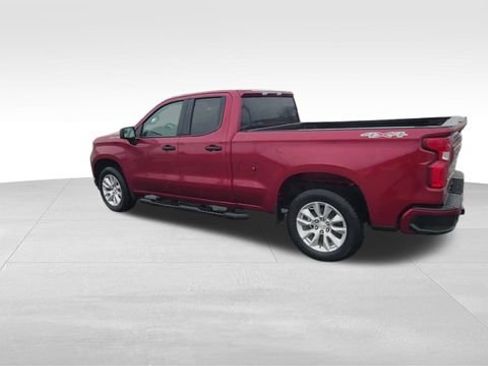 Used 2020 Chevrolet Silverado 1500 Custom w/ Custom Value Package image 6