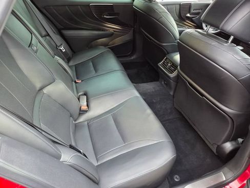 Used 2019 Lexus LS 500 RWD image 14