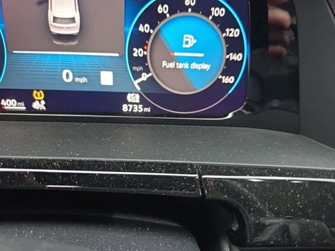 Used 2025 Volkswagen Atlas SEL image 6