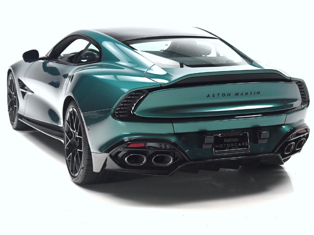 Used 2025 Aston Martin Vanquish RWD image 4