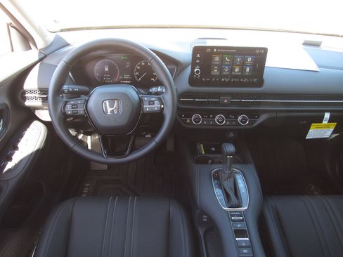 New 2026 Honda HR-V EX-L image 15