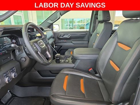 Used 2025 GMC Sierra 1500 AT4 AWD/4WD image 9