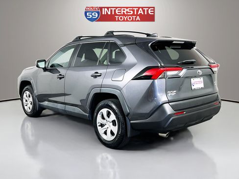 Certified 2021 Toyota RAV4 LE AWD/4WD image 5