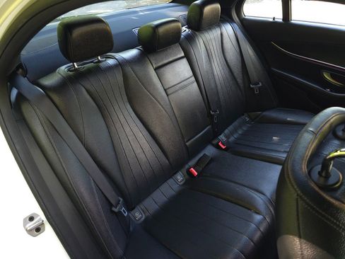Used 2019 Mercedes-Benz E 450 4MATIC Sedan image 16