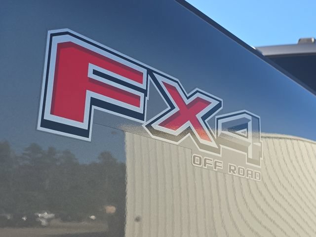 Used 2024 Ford F350 Platinum AWD/4WD image 11