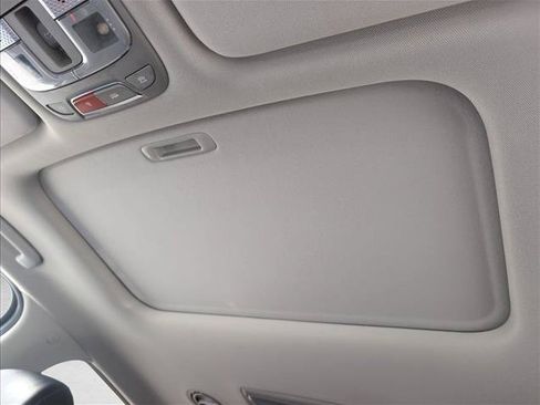 Used 2024 Kia Telluride S w/ S Sunroof Package FWD image 16