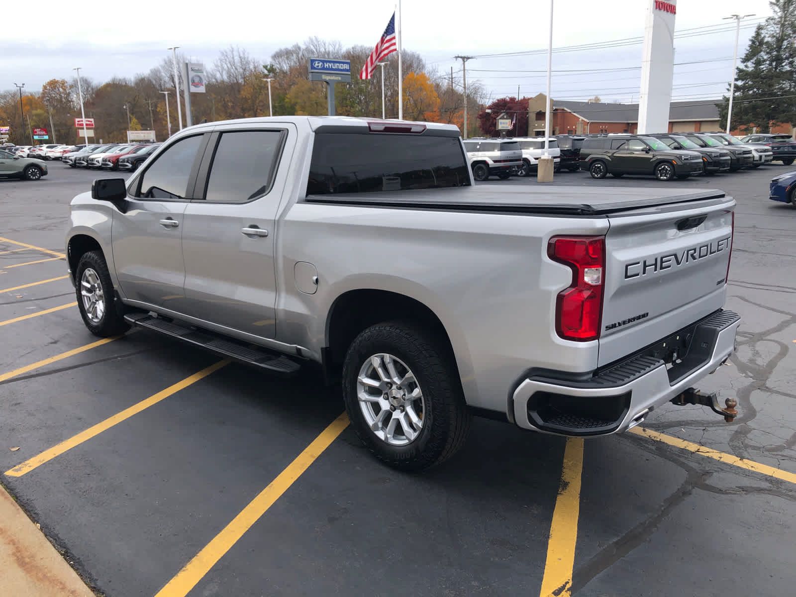 Used 2022 Chevrolet Silverado 1500 RST AWD/4WD image 6