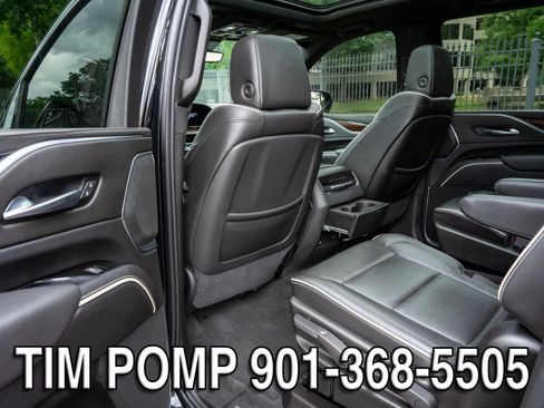 Used 2023 Cadillac Escalade ESV Premium Luxury AWD/4WD image 13