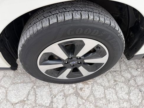 Used 2018 Subaru Forester 2.5i Premium image 9