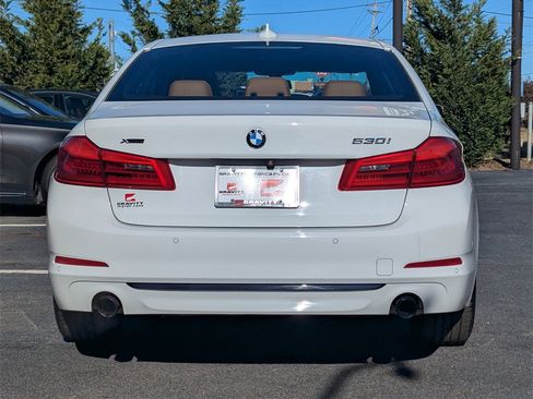 Used 2019 BMW 530i xDrive w/ Convenience Package image 28
