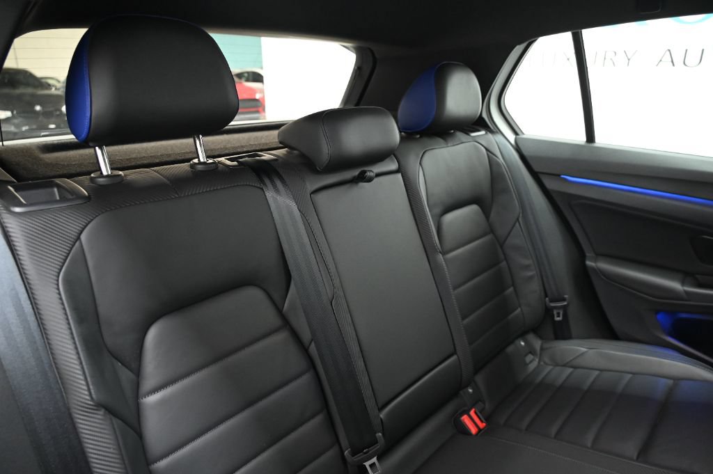 Used 2024 Volkswagen Golf R AWD/4WD image 35