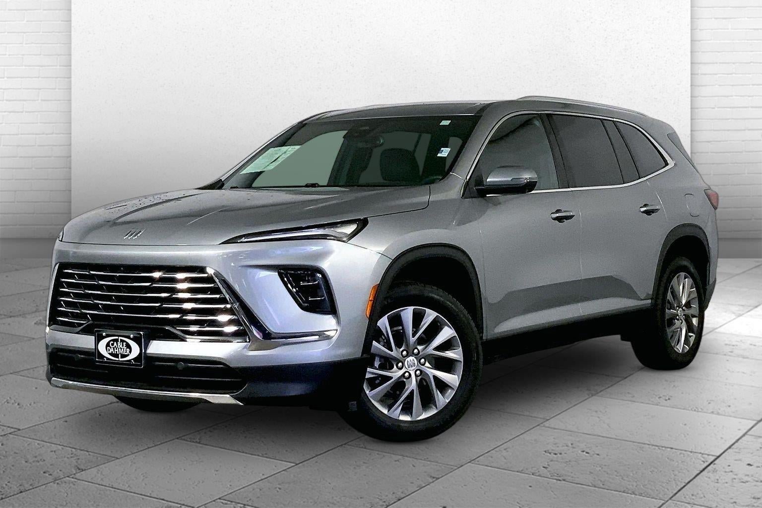 Used 2026 Buick Enclave Preferred FWD image 3