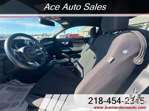 Used 2020 Ford Mustang Coupe image 5