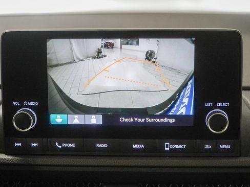 Used 2023 Honda CR-V LX image 26