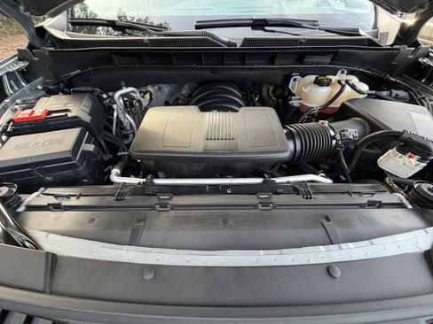 Used 2024 GMC Yukon XL Denali w/ Denali Reserve Package image 11