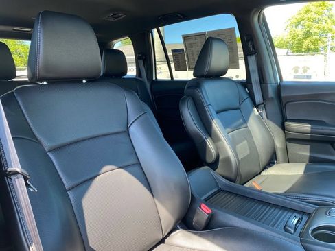 Used 2023 Honda Passport EX-L image 19