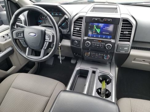 Used 2019 Ford F150 XLT w/ Equipment Group 302A Luxury AWD/4WD image 34