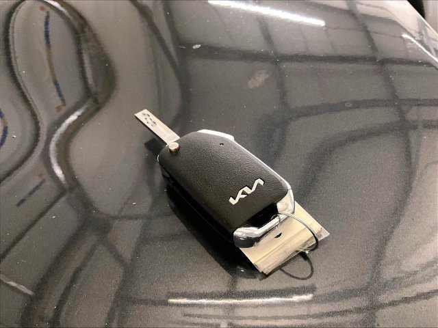 Used 2023 Kia Forte Sedan FWD image 9