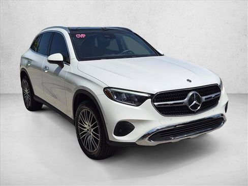 Certified 2026 Mercedes-Benz GLC 300 4MATIC image 3