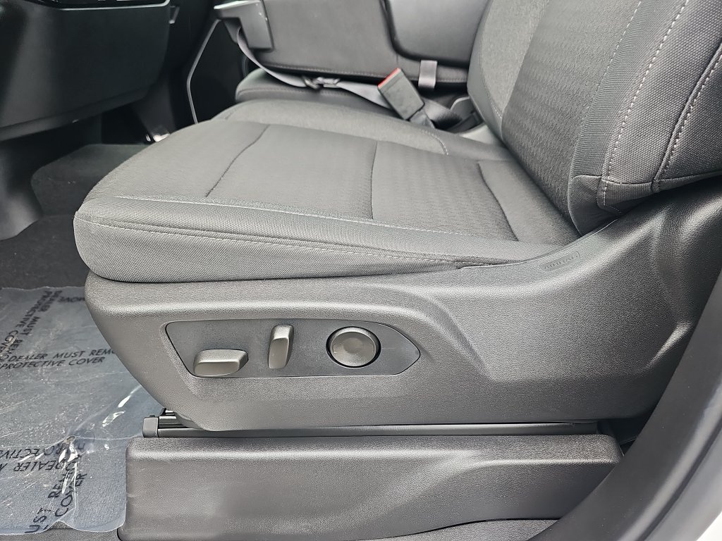 Used 2026 Chevrolet Silverado 2500 LT AWD/4WD image 28