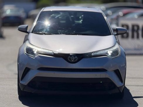Used 2018 Toyota C-HR XLE FWD image 46