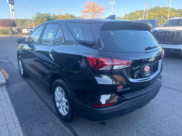 Used 2024 Chevrolet Equinox LS w/ Driver Confidence II Package AWD/4WD image 5