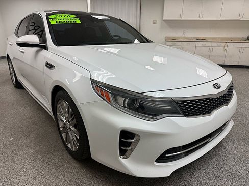 Used 2016 Kia Optima SX w/ Chrome Wheel Package image 3