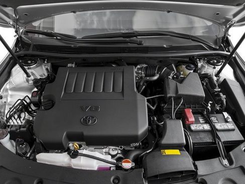 Used 2016 Toyota Avalon Limited image 11