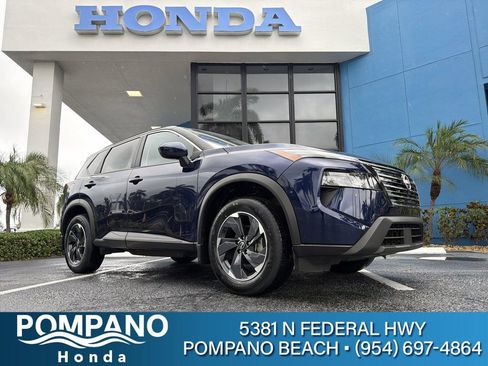 Used 2024 Nissan Rogue SV FWD image 1