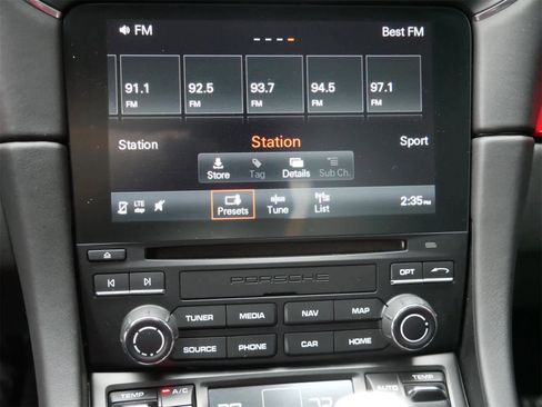 Used 2018 Porsche 911 Carrera 4S image 22