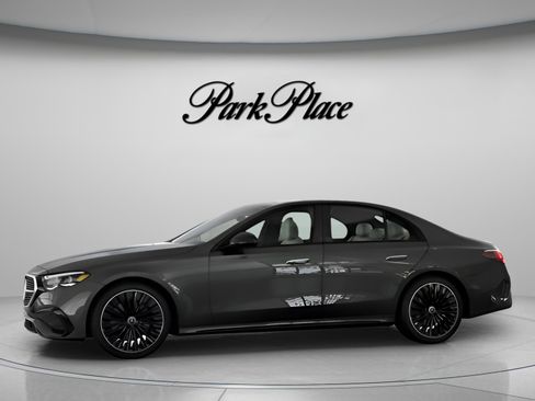 New 2026 Mercedes-Benz E 350 Sedan image 4