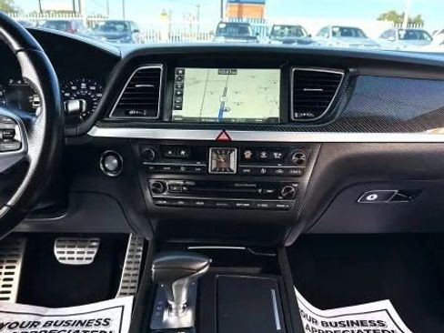 Used 2018 Genesis G80 3.3T Sport image 32