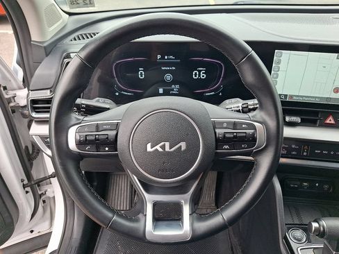 Used 2024 Kia Sportage EX AWD/4WD image 20