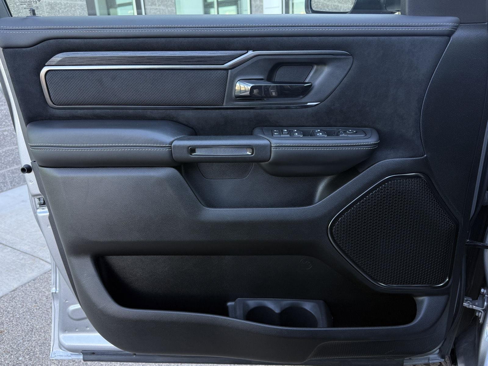 Used 2025 RAM 1500 RHO AWD/4WD image 20