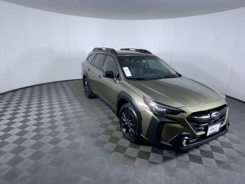 Used 2023 Subaru Outback Onyx Edition XT image 2