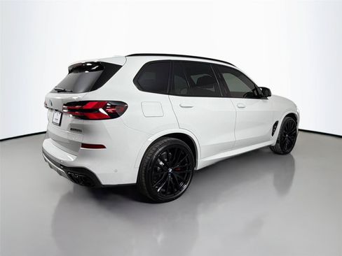 New 2026 BMW X5 M60i w/ Climate Comfort Package AWD/4WD image 10